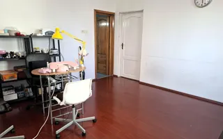Vila cu 10 camere, destinatie rezidentiala / birouri - Poză 11
