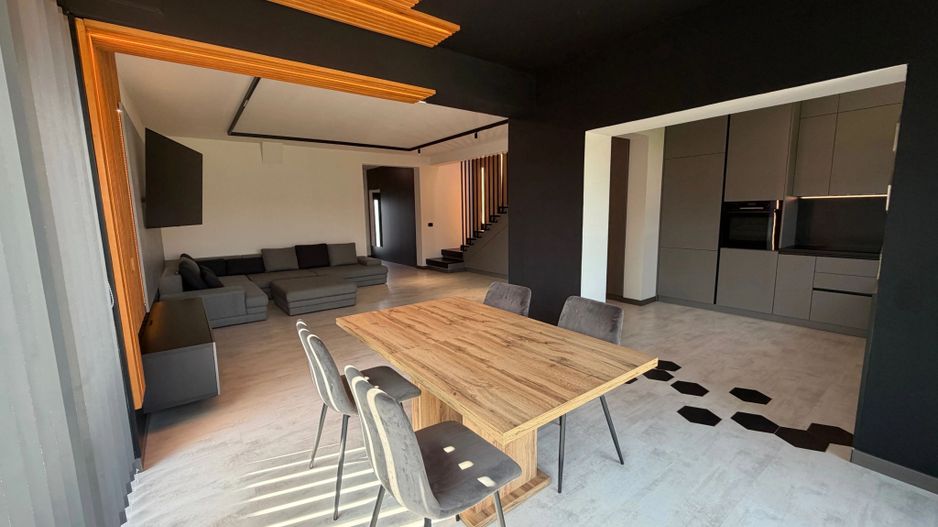 DUPLEX-  UTIL COMPARTIMENTAT SI MOBILAT - Poză 3