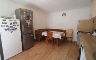 Casă spațioasă de vânzare în comuna Roșia .COMISION 0% - Poză 20