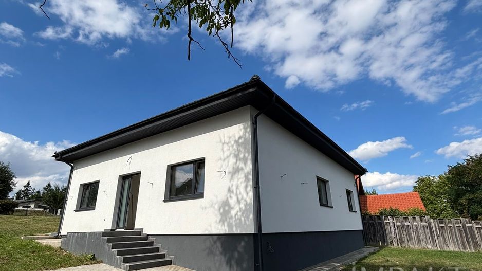 Casă individuală pe un singur nivel în Feleacu, zona Pahumi! - Poză 2