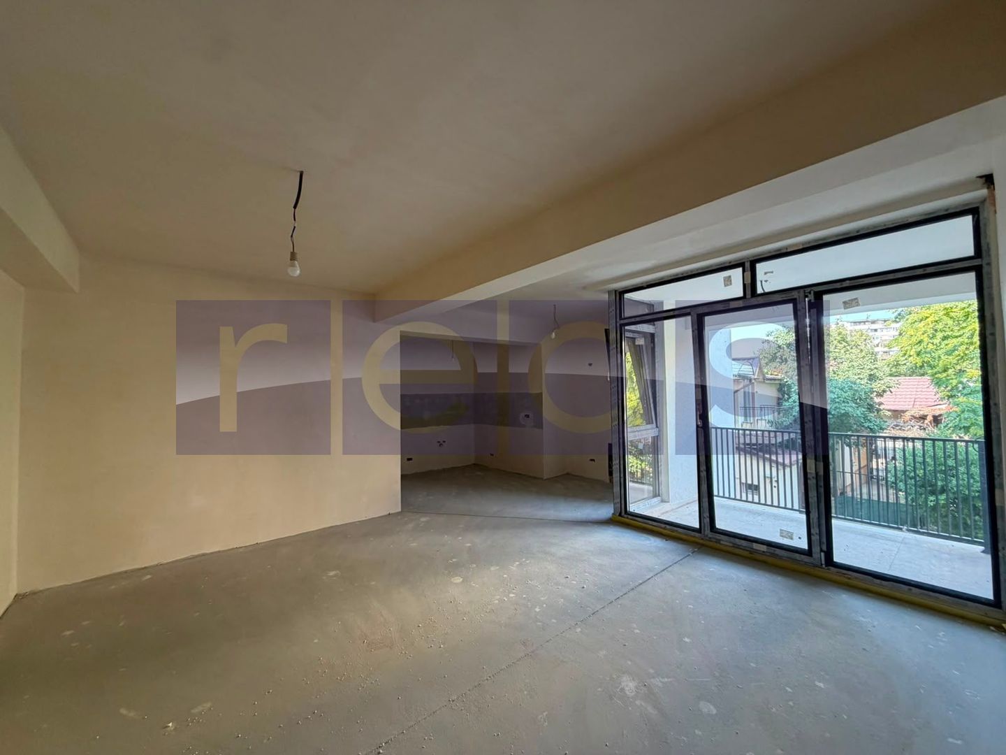 VANZARE GARSONIERA 30MP | LIZEANU | BLOC NOU | PARCARE | TERASA - Poză 1