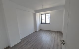 Apartament cu 3 camere, 2 bai, bloc nou et.2, Centru - Poză 2