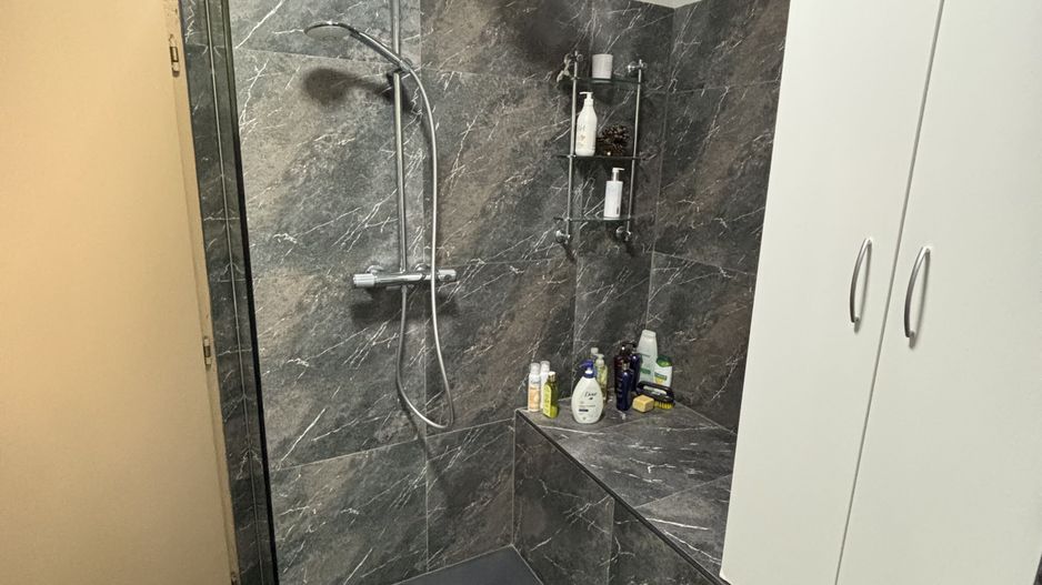 Apartament privat la casa la 5 minute de Piața Victoriei - Poză 39