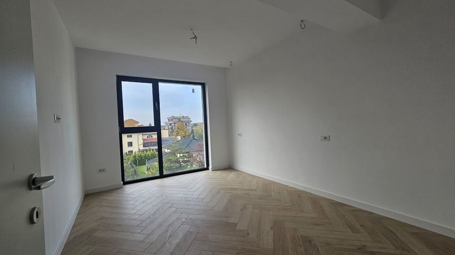 Apartament 4 camere de inchiriat Iancu Nicolae British School parcare - Poză 10