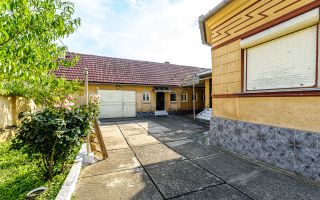 Casă frumoasă la Săvârșin - Poză 7