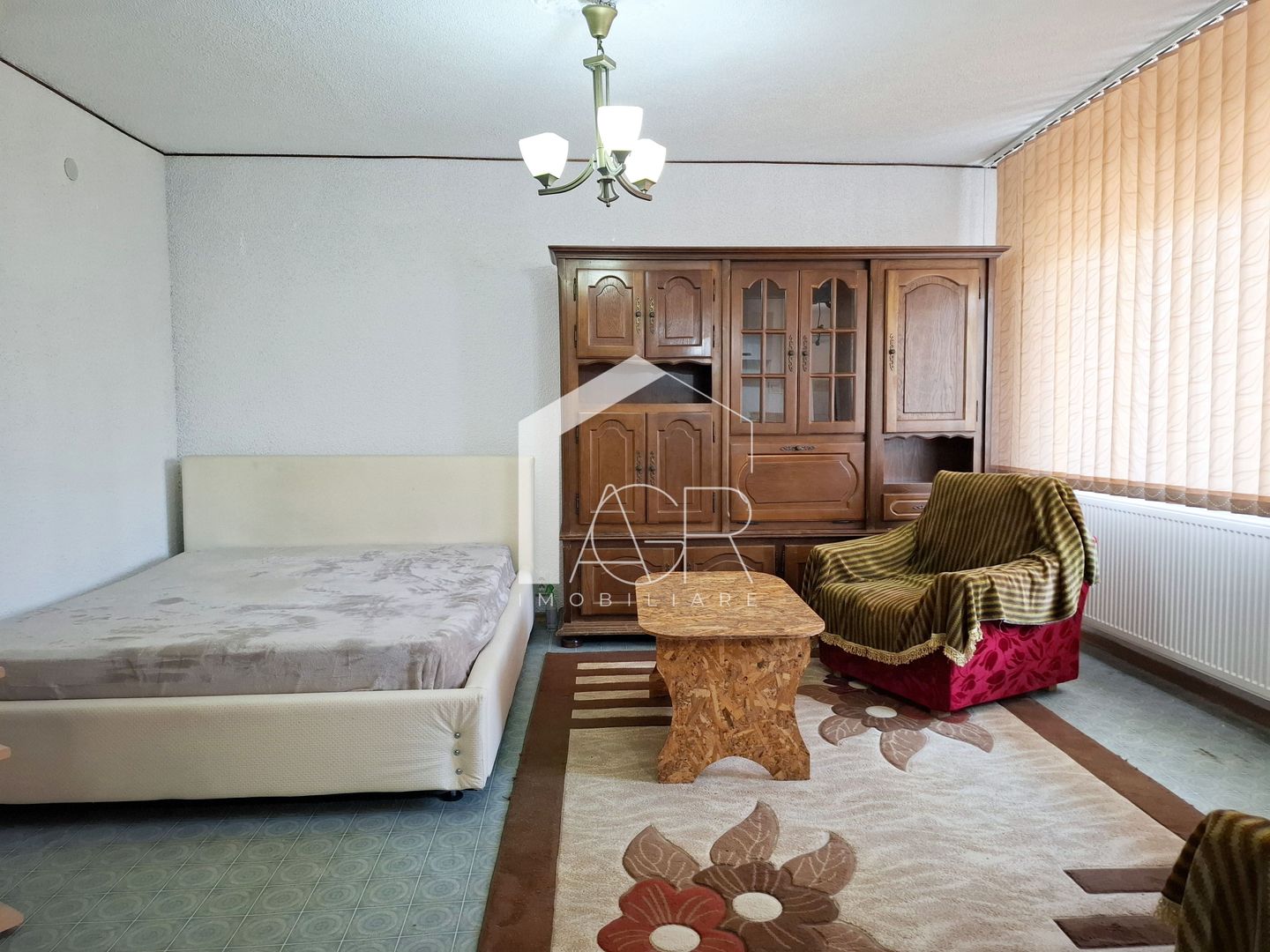 Garsoniera de vanzare, zona Lupeni - Poză 5