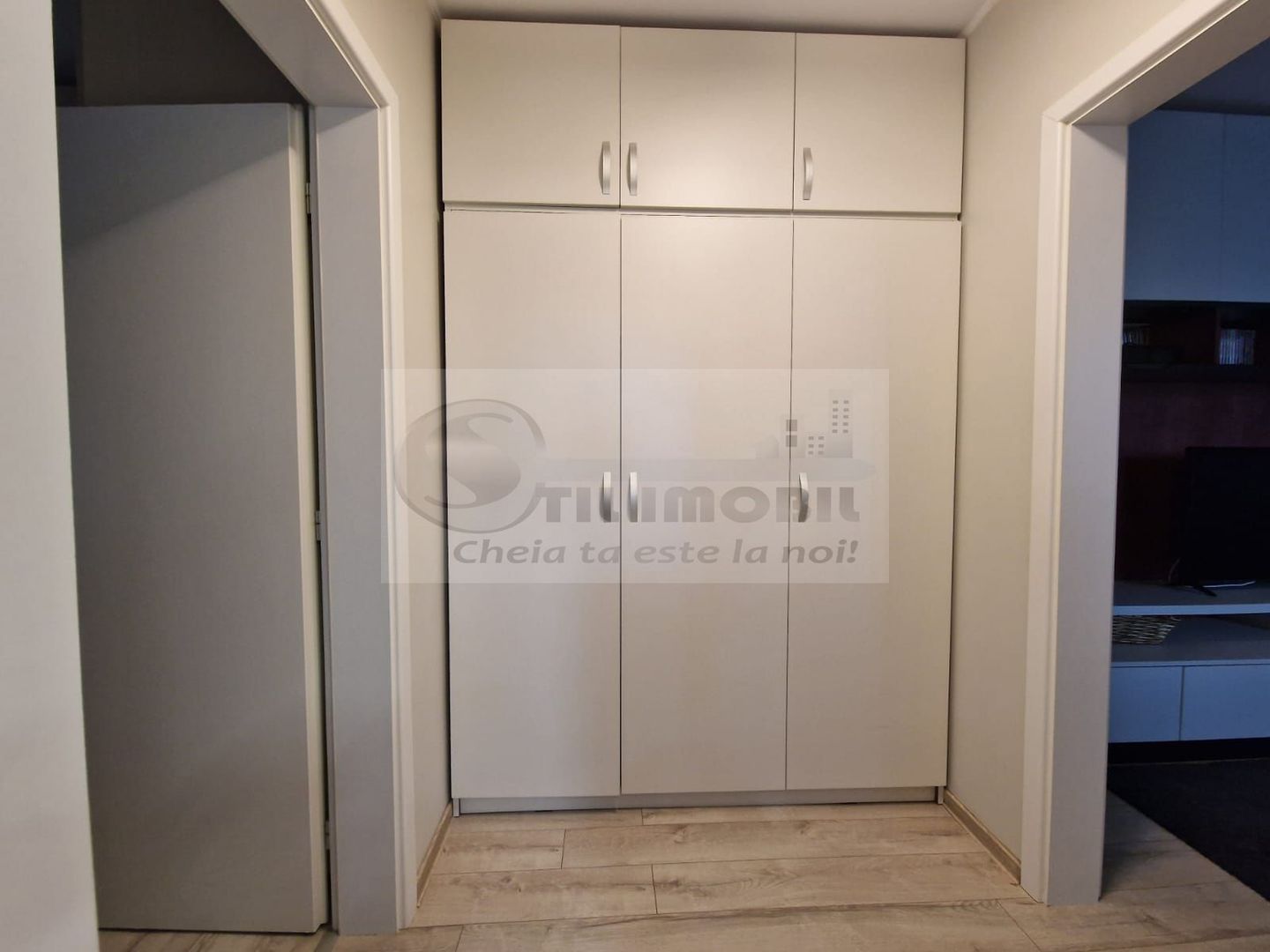 Liber, mobilat modern, apartament 3 camere, Tatarasi Posta, etaj 3/4 - Poză 13