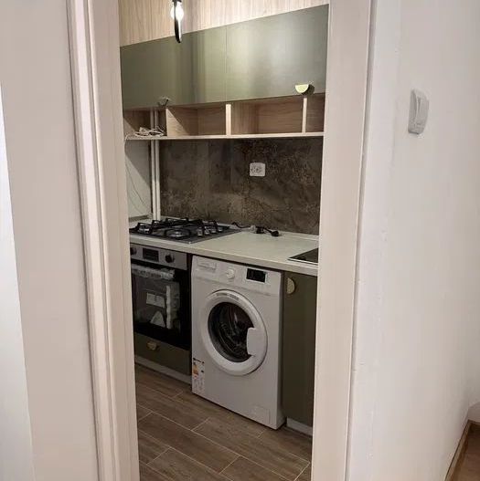 Garsonieră Superba Drumul Taberei, Renovata– 5 minute Metrou Favorit - Poză 5