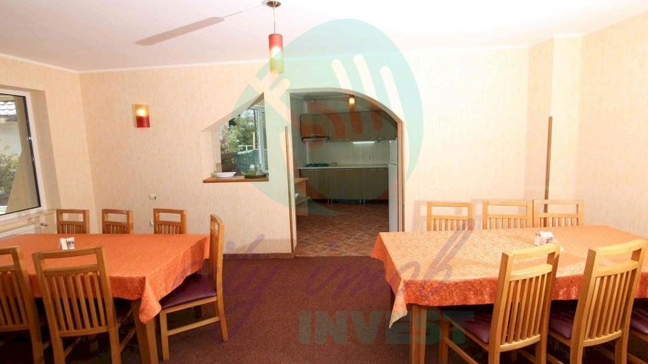 Vila cu 24 de camere cu priveliste superba ideal investitie in PREDEAL - Poză 37