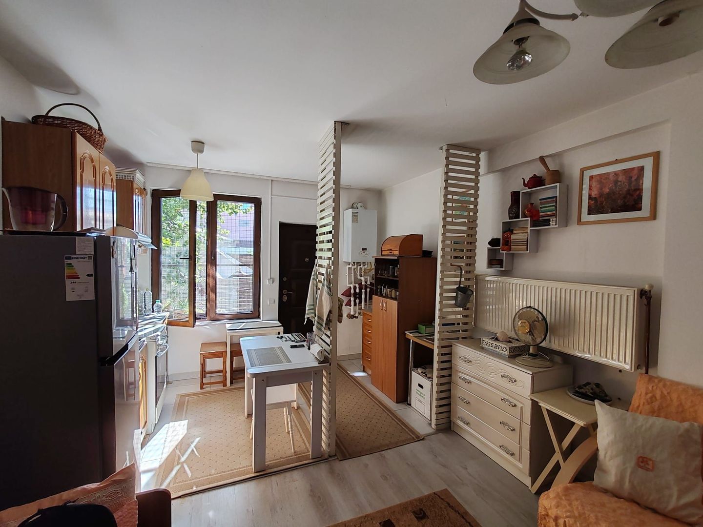 APARTAMENT 2 CAMERE IN VILA, TITAN/INDUSTRIILOR, CENTRALA, MOBILAT - Poză 3