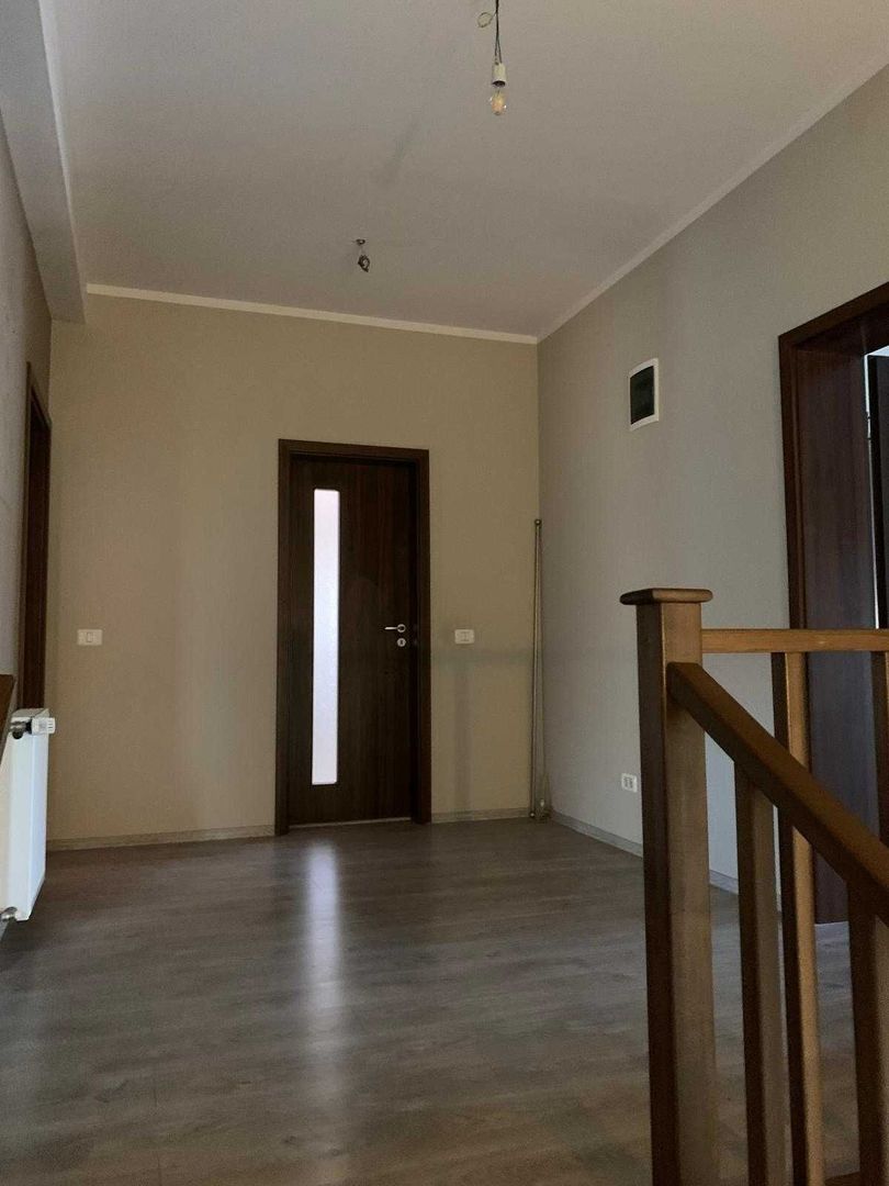 Giroc | Vilă moderna | Grădină amenajată | 5 camere | Parcare acoperită - Poză 4