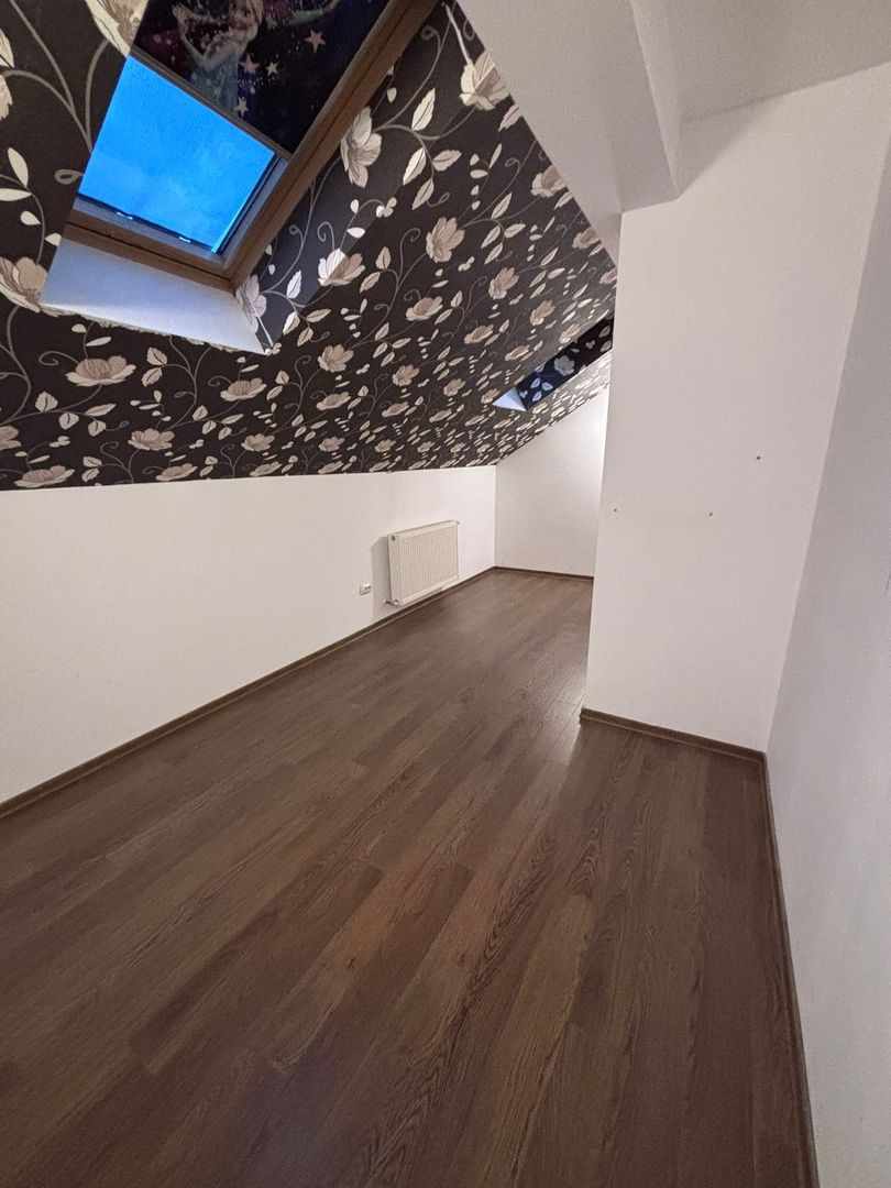 Casa individuala frumoasa si spatioasa in Giroc - Poză 12