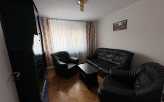Apartament cu 3 camere de inchiriat in Centru - Poză 1