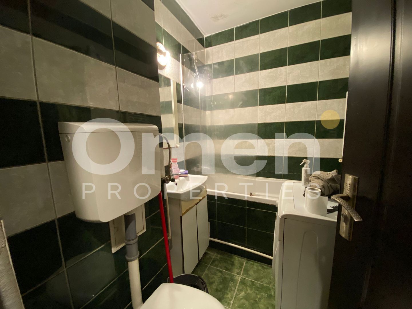 Garsoniera situata la parter inalt, zona Vivo - Poză 3