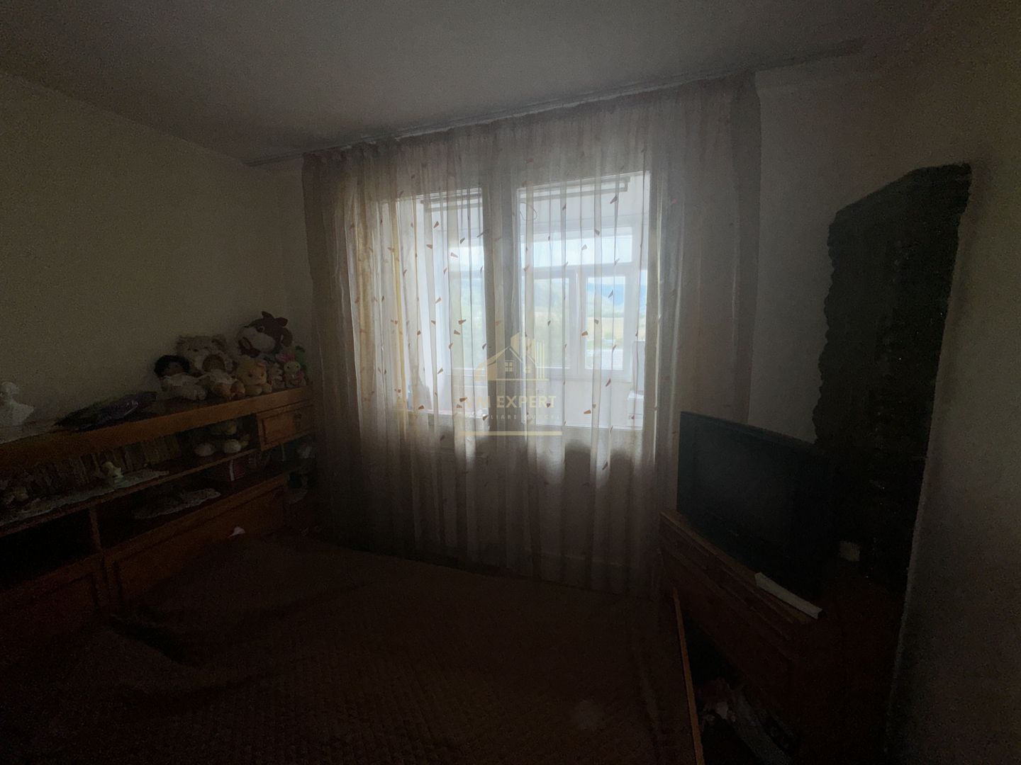 APARTAMENT 2 CAMERE, CAMPULUNG, ETAJ 3, GRUI - Poză 12