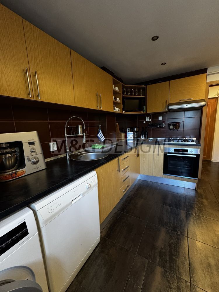 Apartament 2 camere etaj 2 cu centrala - Poză 2