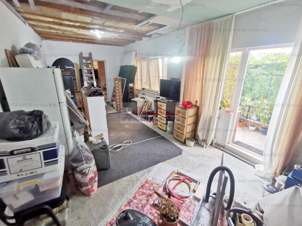 Vanzare casa Andronache - Poză 15