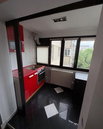 Apartament 4 camere de vanzare Crângași - Poză 2