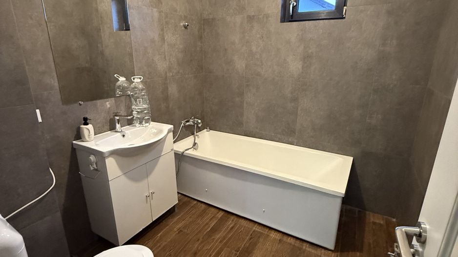 Duplex Bragadiru Cu Panouri Solare Centrala Proprie Strada Topaz Teren 218 Mp - Poză 12