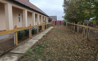 Casă tradițională cu teren de 4.400 mp în Vașad - Poză 5