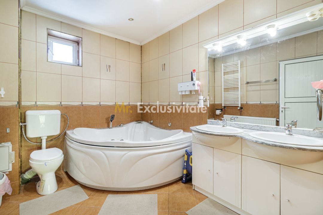 Casa cu curte | Cladire pentru activitati comerciale si servicii - Poză 11