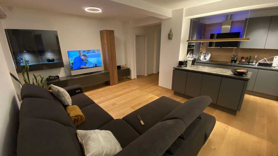 Penthouse Calea Aradului -  terasa 40 mp - Poză 8