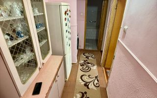 Rond Zimbru - Apartament cu 3 camere decomandat - Bloc dupa 1980 - Poză 8