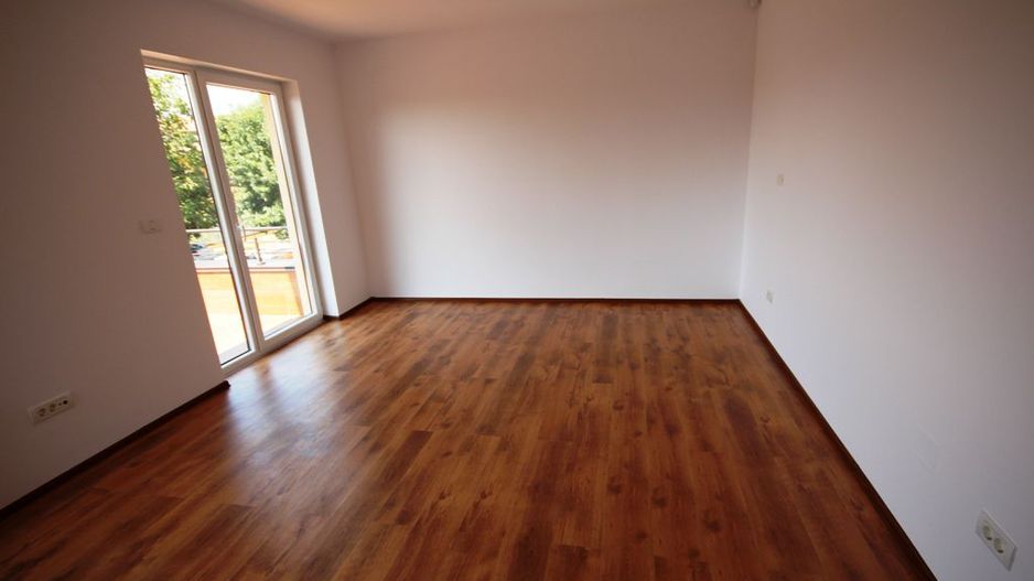 Vila spatioasa  nemobilata zona Elisabetin - Poză 11