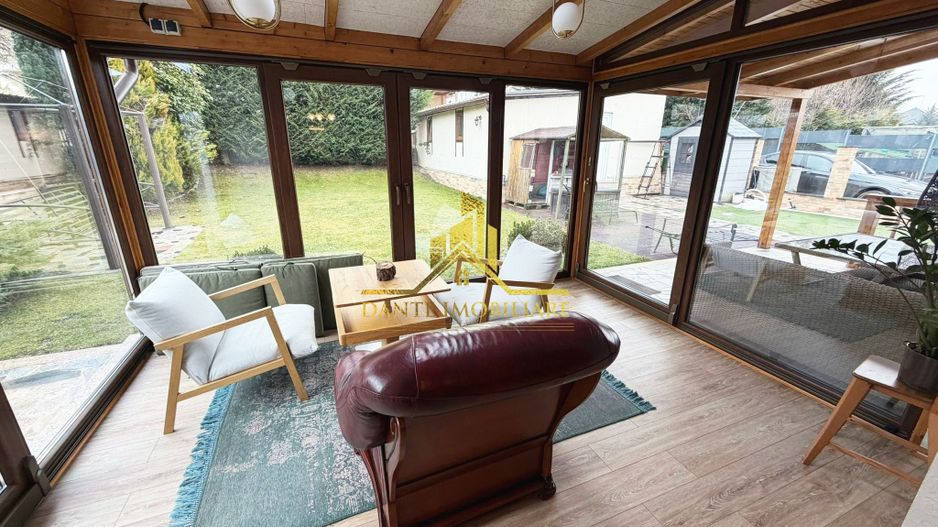 Casa, 3 dormitoare, 3 bai, ultrafinisata, mobilat lux, Faget - Poză 2