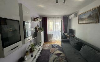 Apartament 2 camere - decomandat - zona Lipovei - Poză 1