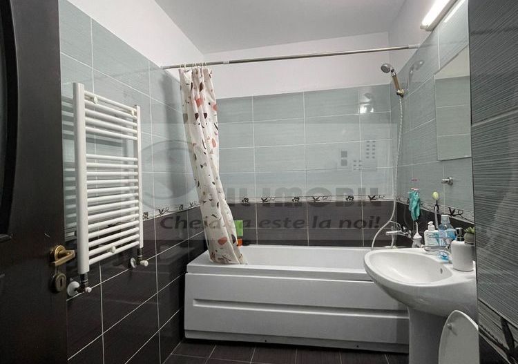 Apartament cu 3 camere, in complex nou 2010 - Canta - Mobilat Utilat ! - Poză 6
