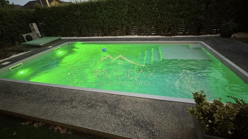 Vila cu 6 camere 230mp / 631mp teren / Independenta energetic/ Piscina / Berceni - Poză 33