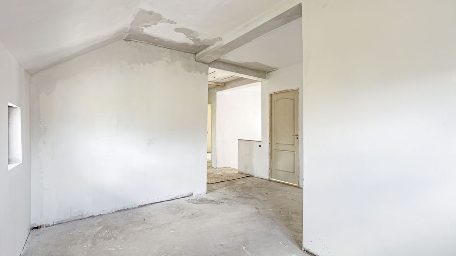 Casă nouă la gri cu 5 camere în Vladimirescu - Poză 8