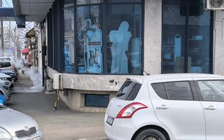 CENTRU ATELIERELOR - Spatiu comercial cu suprafata vitrata mare ! - Poză 2