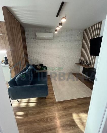 Vând apartament cu 4 camere 85 mp Pacurari - Poză 2