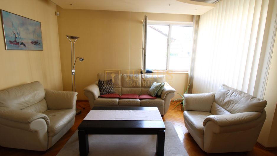 3 dormitoare, 3 bai, living spatios, 2 terase si curte. - Poză 5