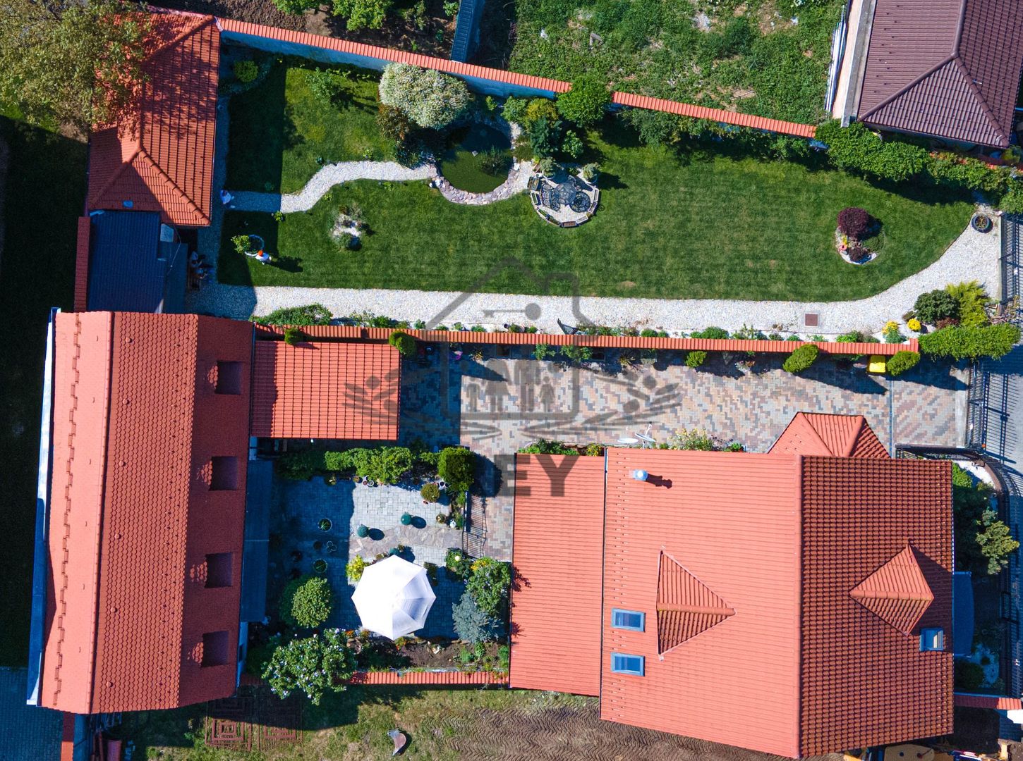 Casa/Vilă în Șelimbăr | teren 863m | 4 min de Sibiu | zona Brana - Poză 2