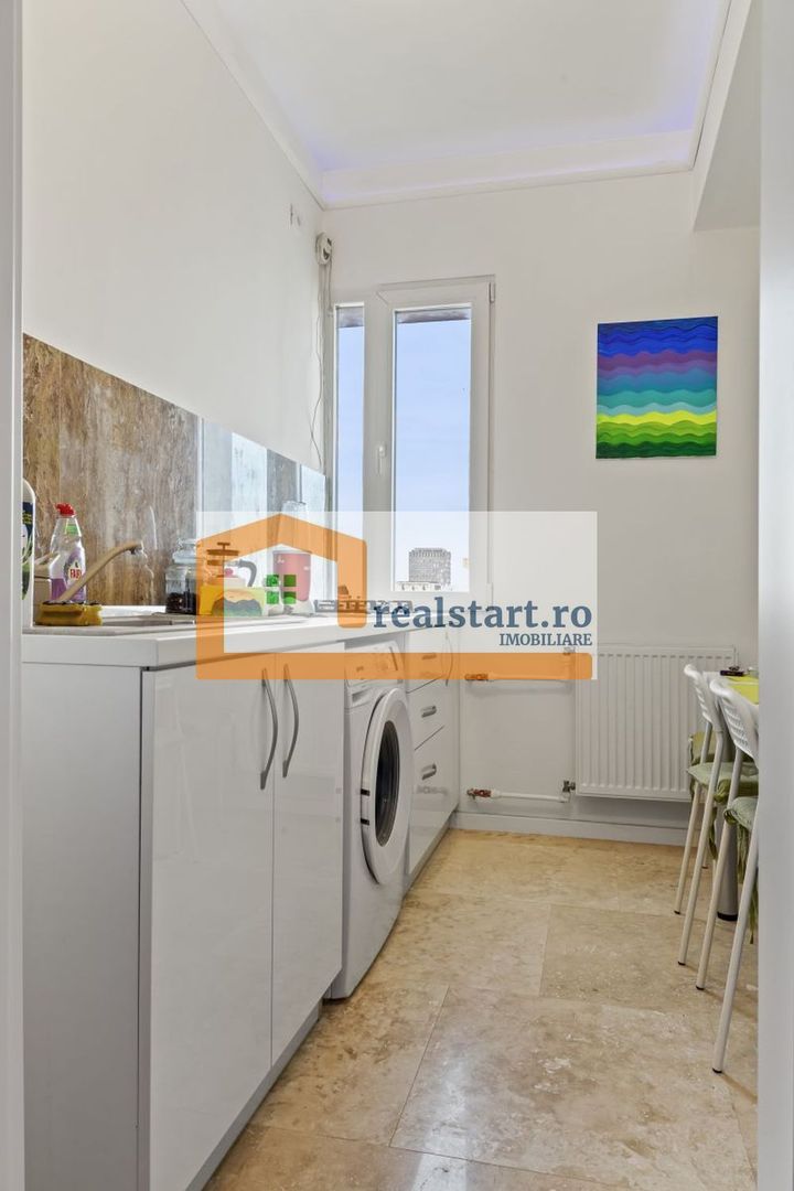 Pta Romana, Vedere spectaculoasa, Renovat total, inclusiv instalatii - Poză 9