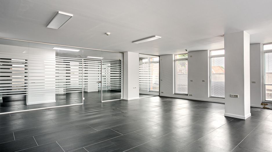 Închiriat! Spațiu de birouri ultracentral Arad - Poză 5