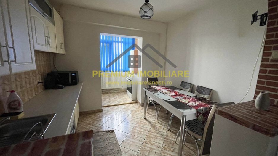 Apartament 2 Camere de vanzare - Zona de sus - Poză 5
