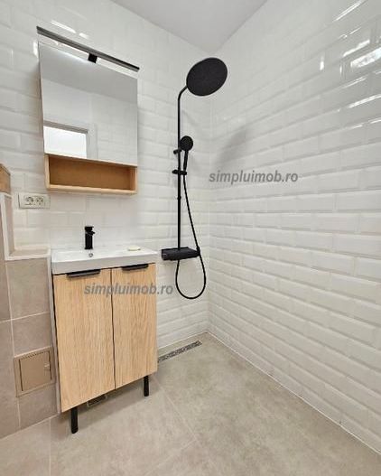 Decomandat 2 Camere Renovat Loc de Parcare Aparatorii Patriei - Poză 12