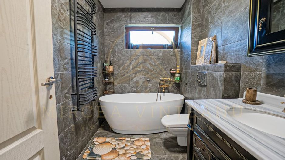 Casa P+1E de vanzare in Mamaia - Tabara Navodari - Poză 19