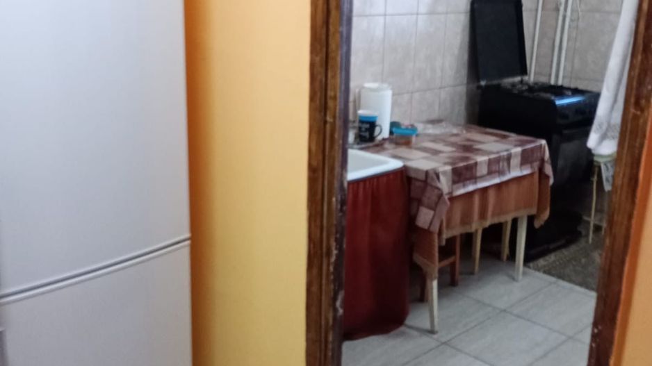 Apartament cu trei camere, Aparatorii Patriei, 130.000€, 0% comision cumparator - Poză 3