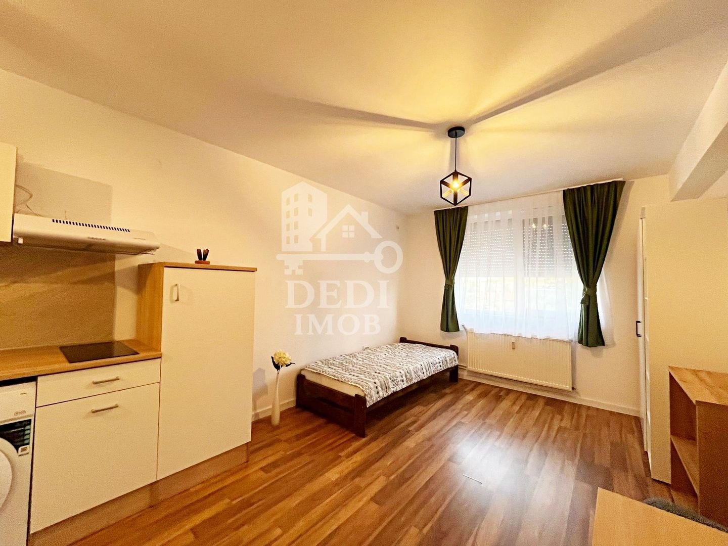 Apartament cu 1 camere de vanzare zona Nufarul, Oradea - Poză 3