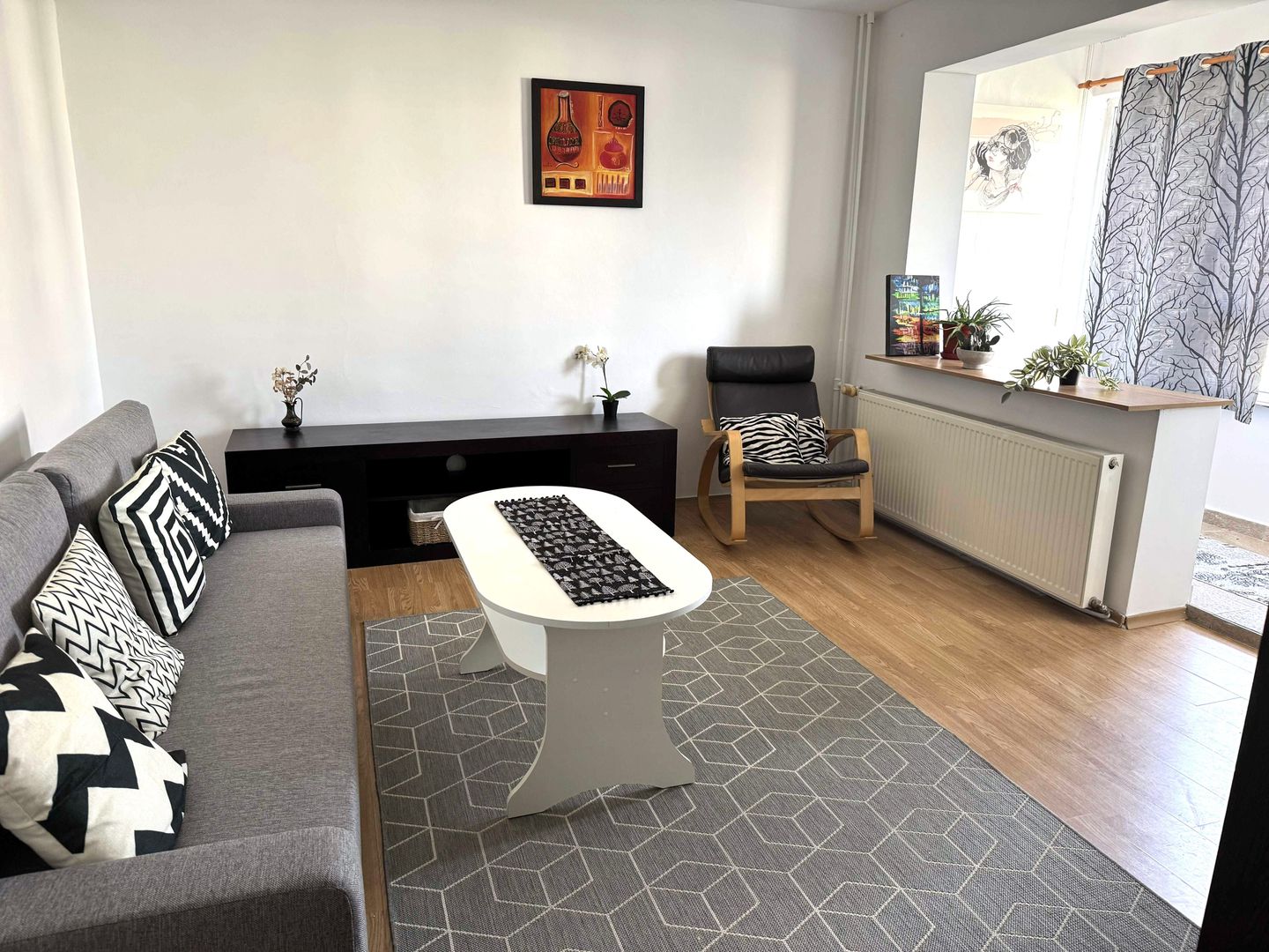 🏡 Închiriez Apartament cu 2 camere , loc de parcare, 250 m metrou Titan - Poză 1