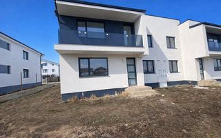 Casă modernă tip quadruplex, 83 mp utili,  curte 170 mp – Cartierul Arhitectilor - Poză 2