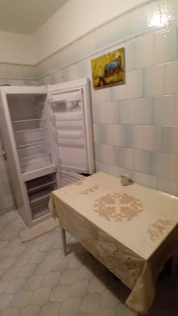 AP. 2 CAMERE CRANGASI, BUCATARIE INCHISA, REABILITAT, METROU 5 MINUTE - Poză 7