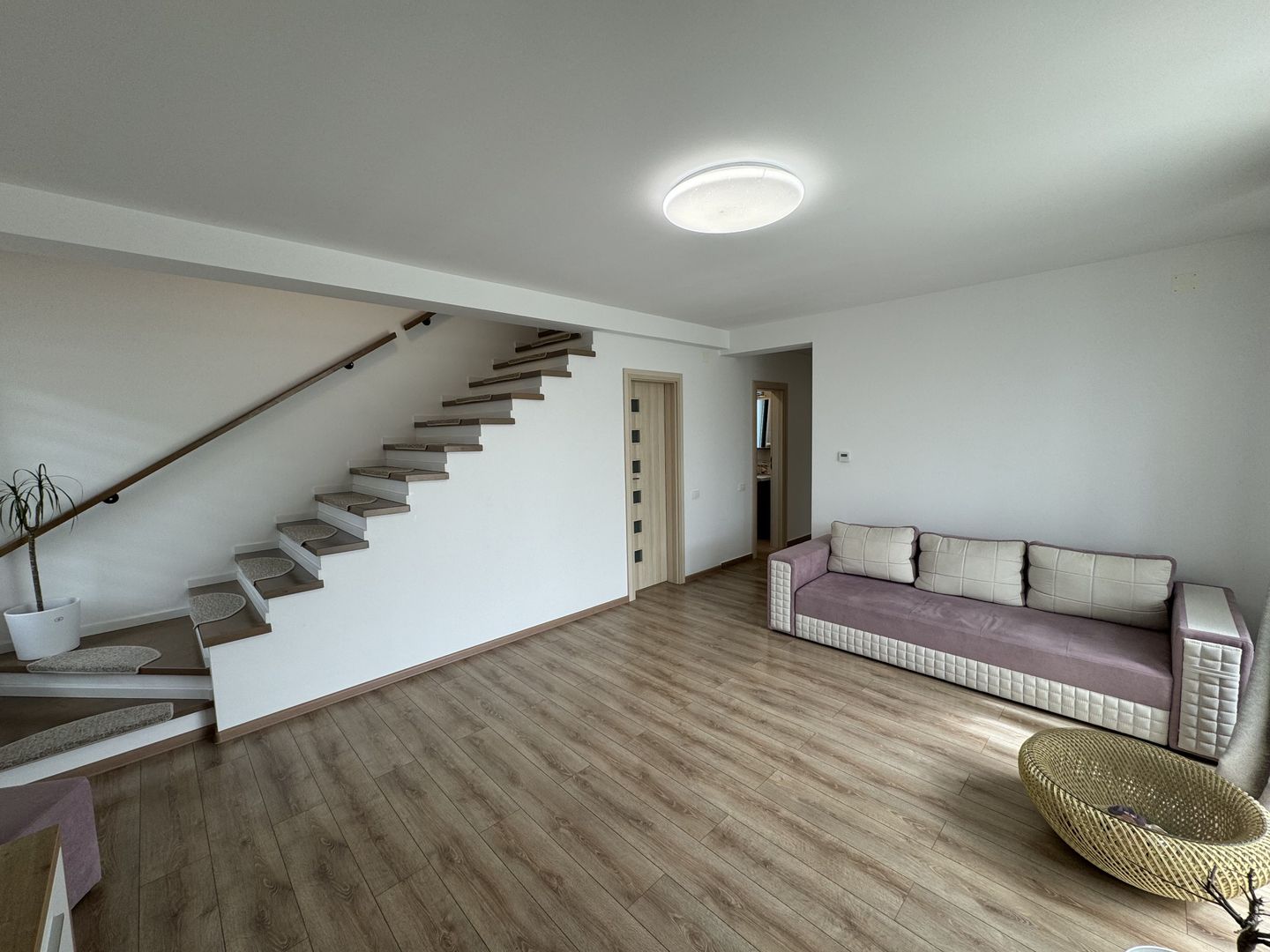 Vilă modernă de vânzare în Cristian | Construcție 2019 | Teren 500 mp - Poză 7