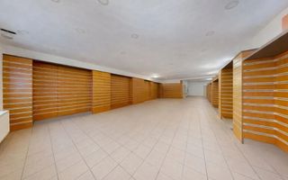 Casă plus Spațiu Comercial 741 mp, Teren 906 mp Brasov - zona Blumana - Poză 1