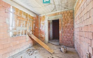 Vilă pe 3 niveluri și garaj 168mp în Zimandu Nou - Poză 7